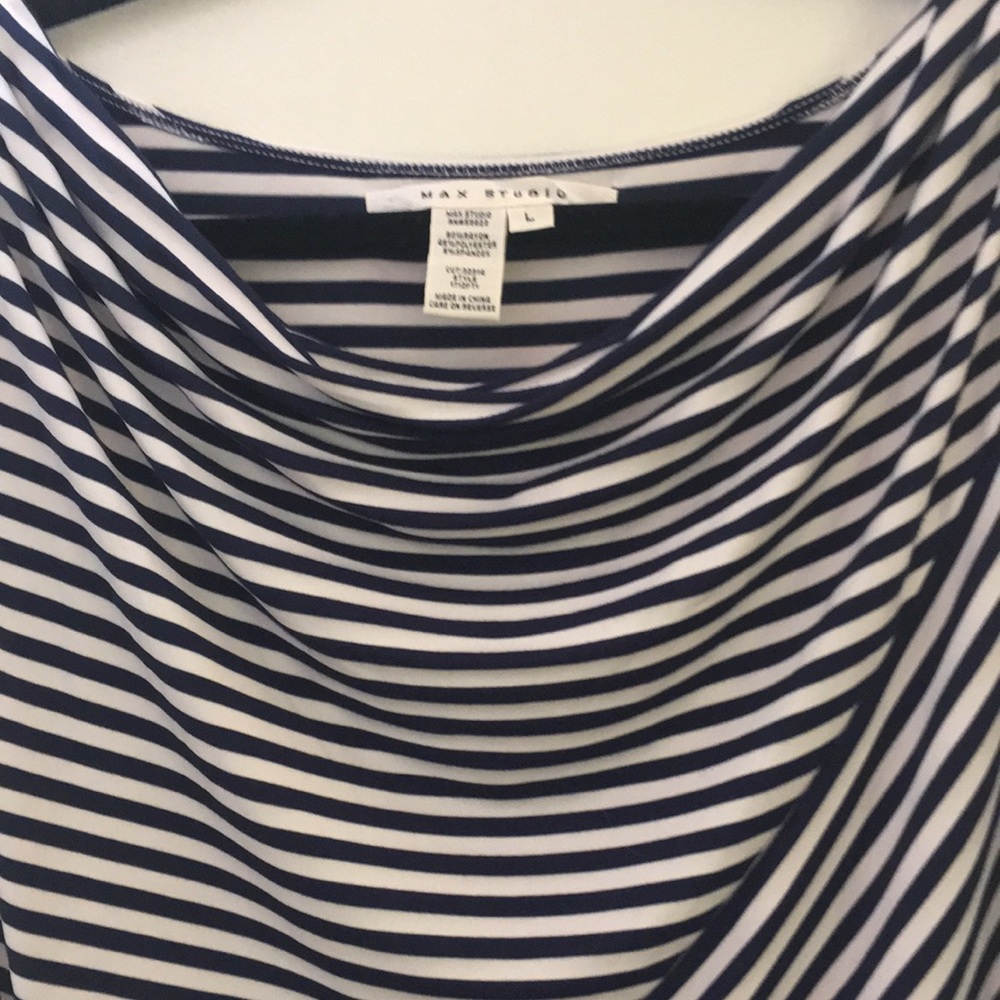 Max Studio Navy&White Striped Short sleeve Top Size L - Picture 2 of 3